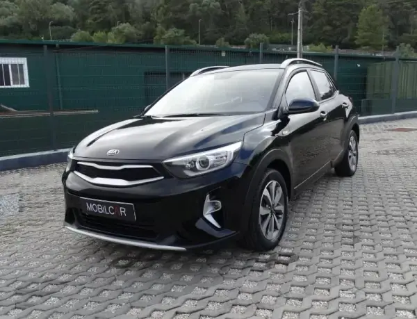 Kia Stonic 2021 - 13500 EUR, 59472 km - AUTO.MOTO.pt - 59472km - foto 12 de 25