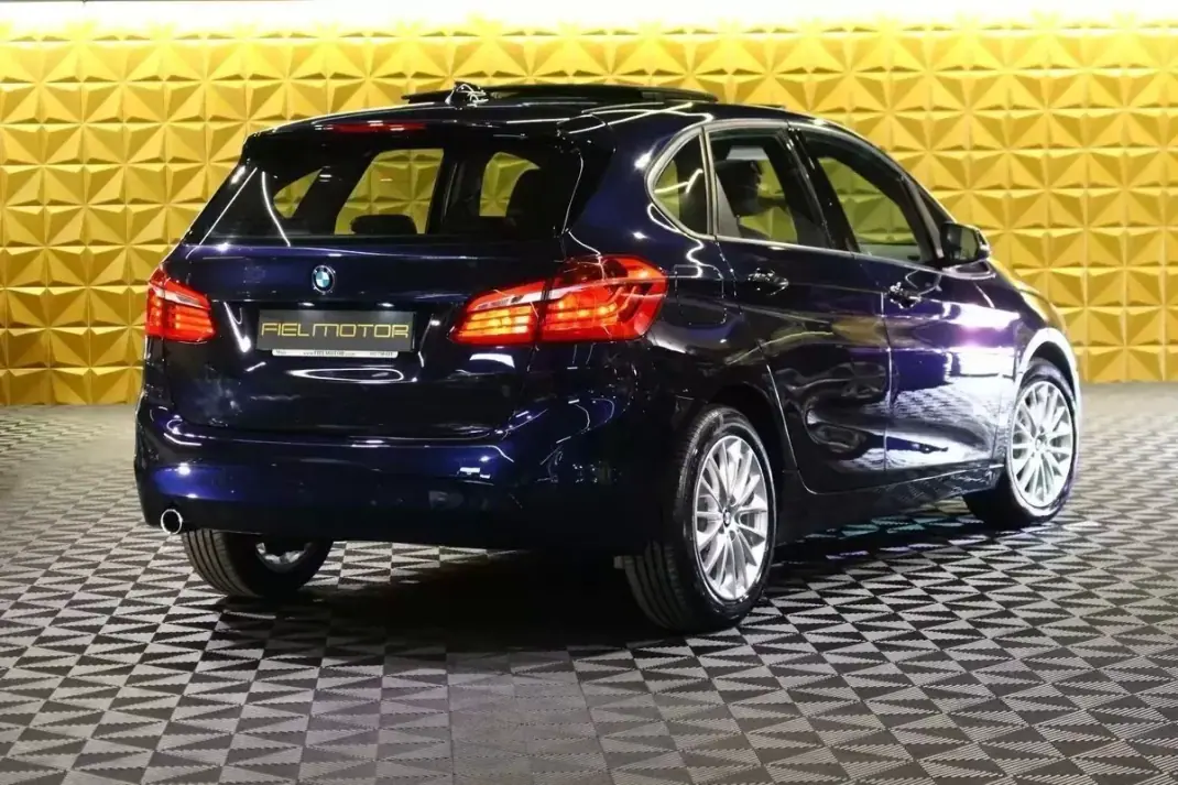 BMW 218 Active Tourer 2015 - 18250 EUR, 66000 km - 66000km - foto 25 de 26