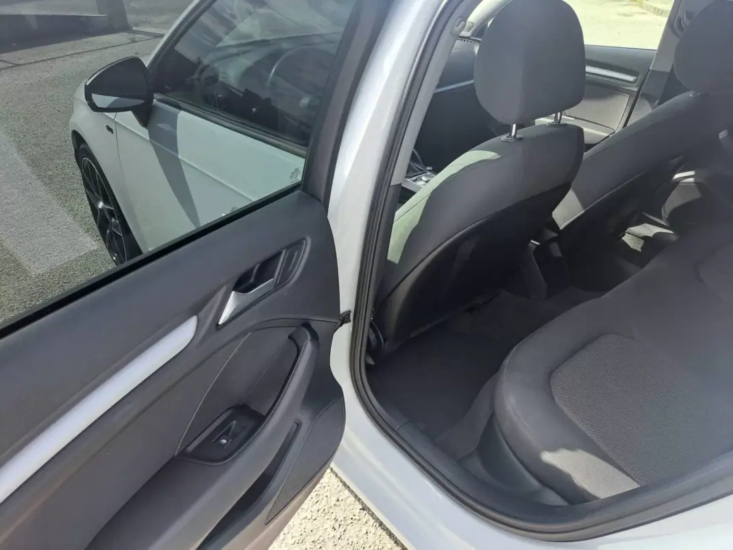 Audi A3 Sportback 2016 - 12900 EUR, 231290 km - AUTO.MOTO.pt - 231290km - foto 19 de 45