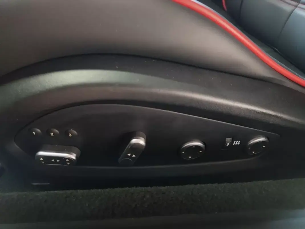 Ferrari California 2016 - 157000 EUR, 73000 km - AUTO.MOTO.pt - 73000km - foto 46 de 56