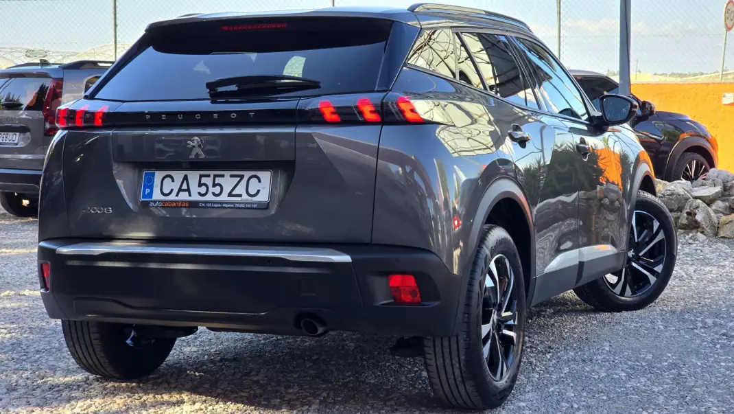 Peugeot 2008 2022 - 18850 EUR, 35200 km - AUTO.MOTO.pt - 35200km - foto 3 de 22