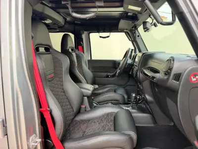 Jeep Wrangler Unlimited 2014 - 78500 EUR, 95000 km - 95000km - foto 15 de 31