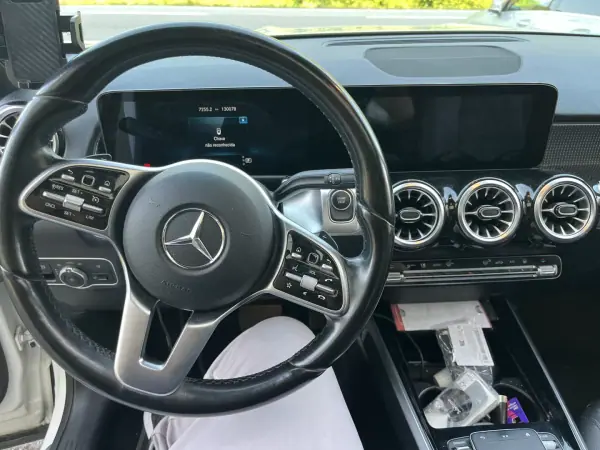 Mercedes-Benz EQB 2022 - 32900 EUR, 150000 km - AUTO.MOTO.pt - 150000km - foto 11 de 15