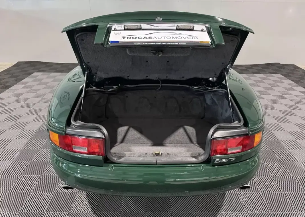Aston Martin DB7 Vantage Coupé 1997 - 57500 EUR, 41000 km - 41000km - foto 47 de 60