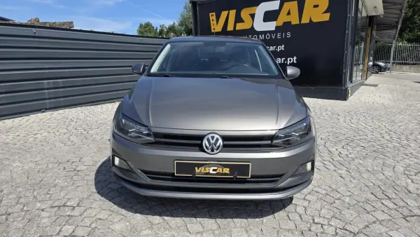 Volkswagen Polo 2018 - 11890 EUR, 88000 km - AUTO.MOTO.pt - 88000km - foto 10 de 31