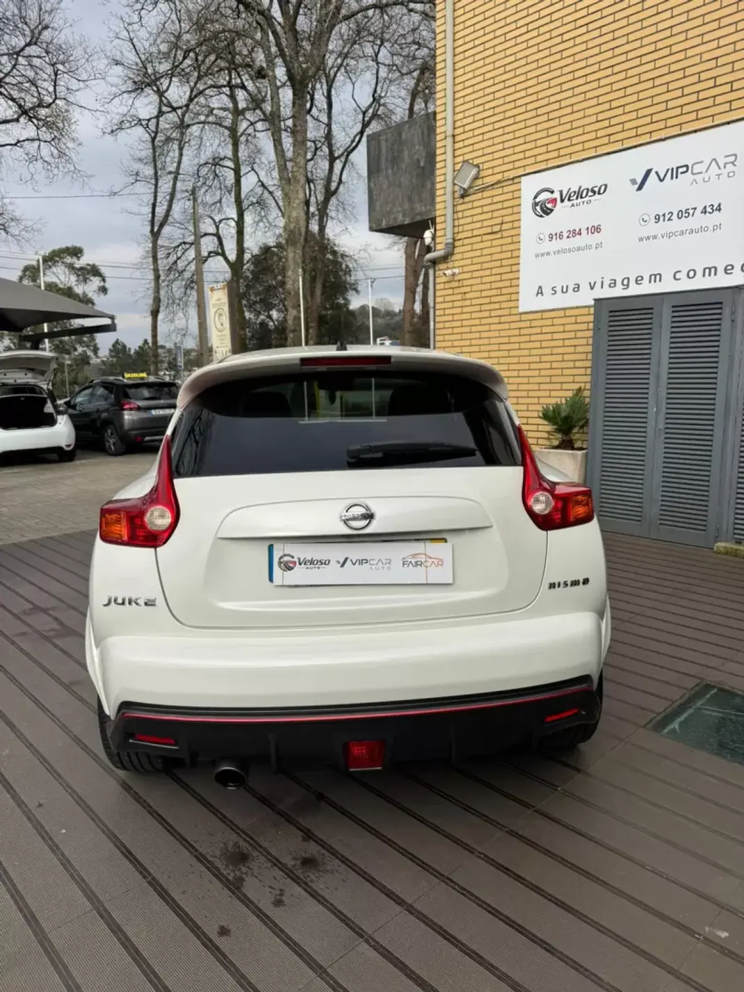 Nissan Juke 2014 - 16700 EUR, 114700 km - AUTO.MOTO.pt - 114700km - foto 4 de 13