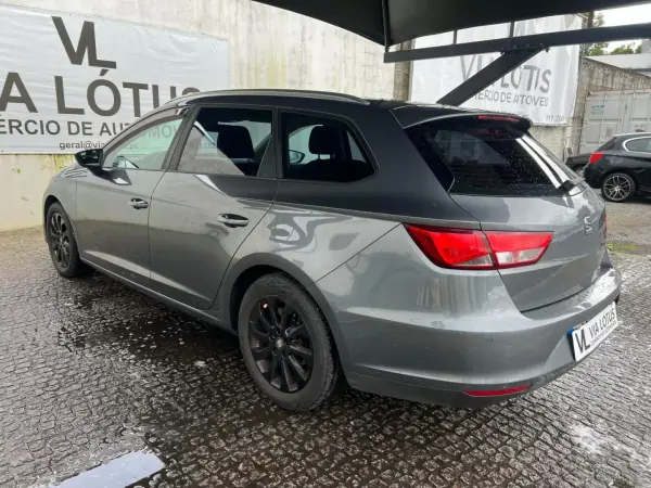 SEAT Leon ST 2016 - 12500 EUR, 159200 km - AUTO.MOTO.pt - 159200km - foto 2 de 5