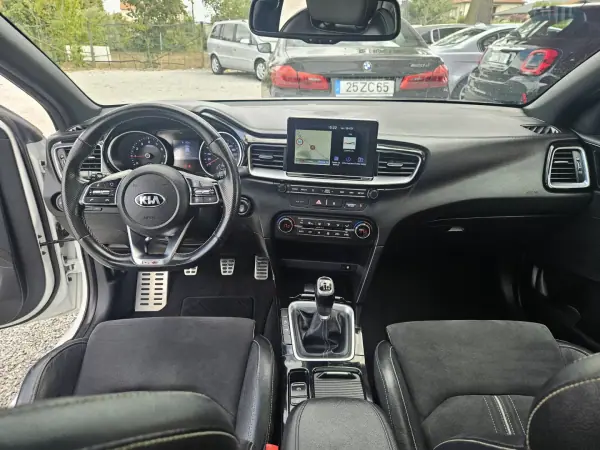 Kia ProCeed 2020 - 17400 EUR, 119400 km - AUTO.MOTO.pt - 119400km - foto 58 de 69