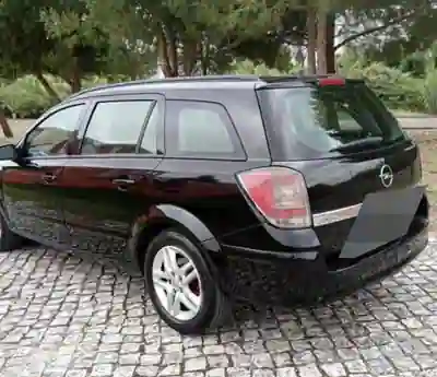 Opel Astra 2007 — foto 4 de 10