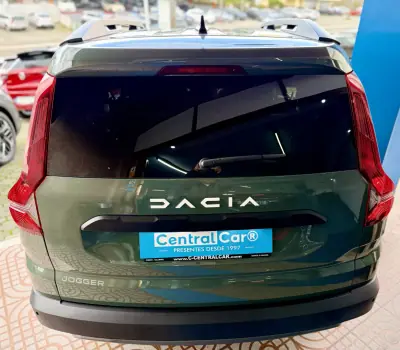 Dacia Jogger 2023 - 17950 EUR, 69000 km - AUTO.MOTO.pt - 69000km - foto 6 de 28