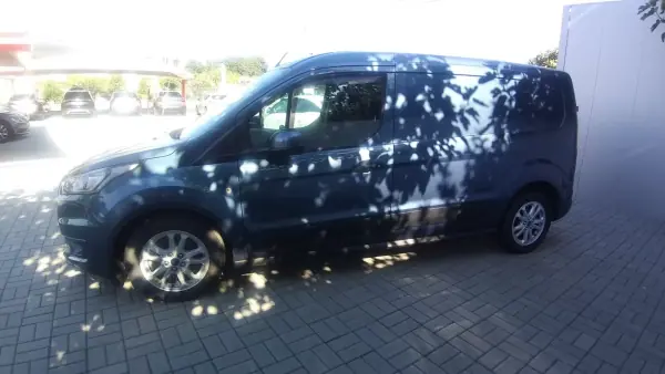 Ford Transit Connect 2019 - 14750 EUR, 81705 km - AUTO.MOTO.pt - 81705km - foto 21 de 26