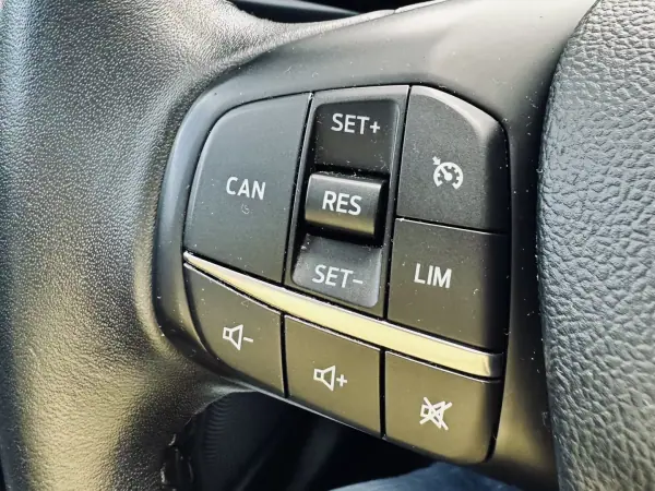 Ford Focus 2019 - 13990 EUR, 83000 km - AUTO.MOTO.pt - 83000km - foto 30 de 51