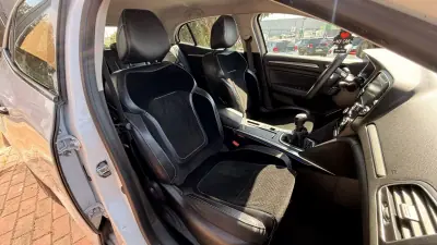 Renault Mégane 2016 - 8990 EUR, 208000 km - AUTO.MOTO.pt - 208000km - foto 27 de 27