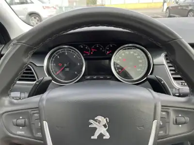 Peugeot 508 SW 2013 - 9900 EUR, 227000 km - AUTO.MOTO.pt - 227000km - foto 9 de 12