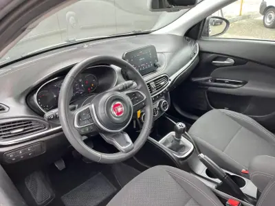 Fiat Tipo 2021 - 11900 EUR, 116480 km - AUTO.MOTO.pt - 116480km - foto 9 de 34