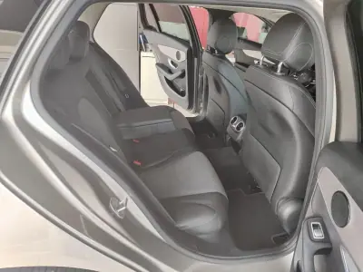 Mercedes-Benz C 300 2020 - 25750 EUR, 107000 km - AUTO.MOTO.pt - 107000km - foto 15 de 42