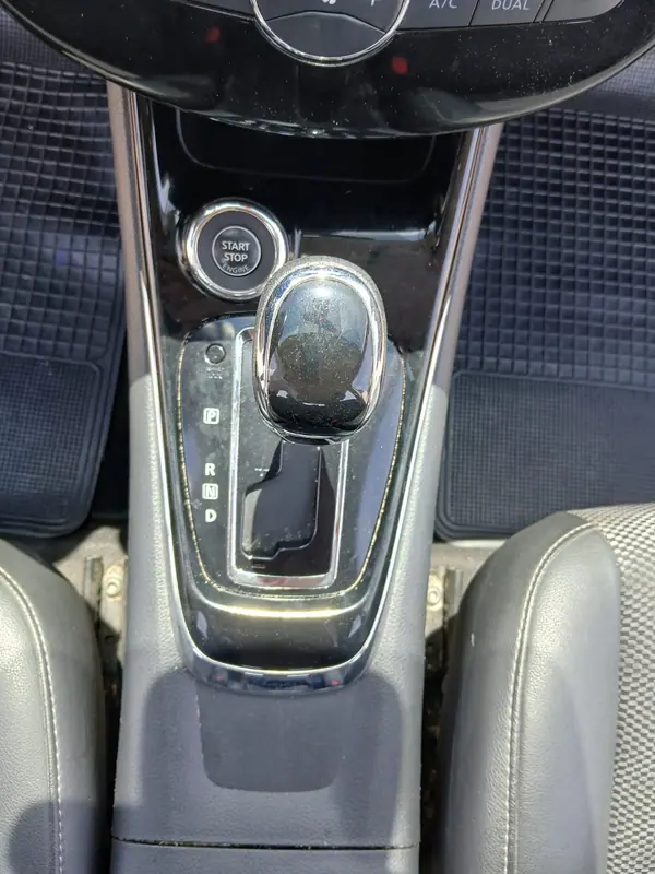 Nissan Pulsar 2018 - 13000 EUR, 51152 km - AUTO.MOTO.pt - 51152km - foto 12 de 15