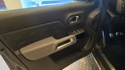 Citroën C5 Aircross 2019 - 15900 EUR, 144013 km - AUTO.MOTO.pt - 144013km - foto 34 de 52