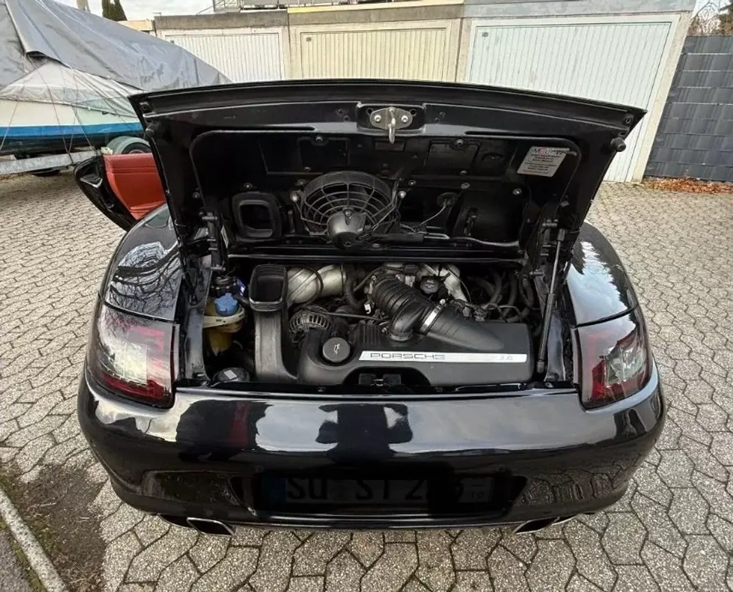 Porsche 911 2007 - 57000 EUR, 127289 km - 127289km - foto 34 de 37