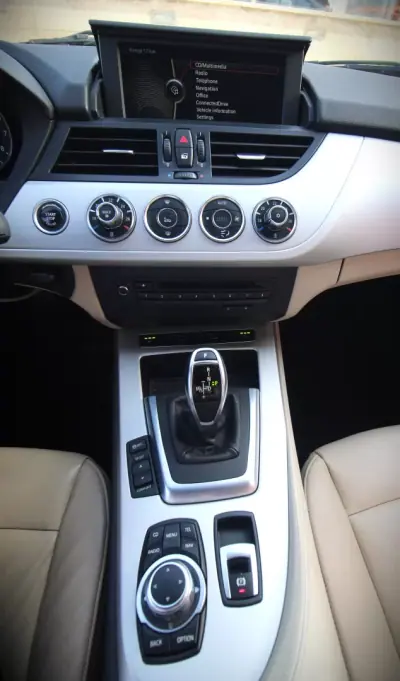 BMW Z4 2012 - 21000 EUR, 203000 km - AUTO.MOTO.pt - 203000km - foto 15 de 31