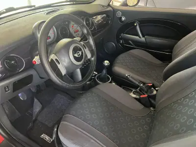 MINI 3 Portas 2006 - 6800 EUR, 204866 km - AUTO.MOTO.pt - 204866km - foto 6 de 19