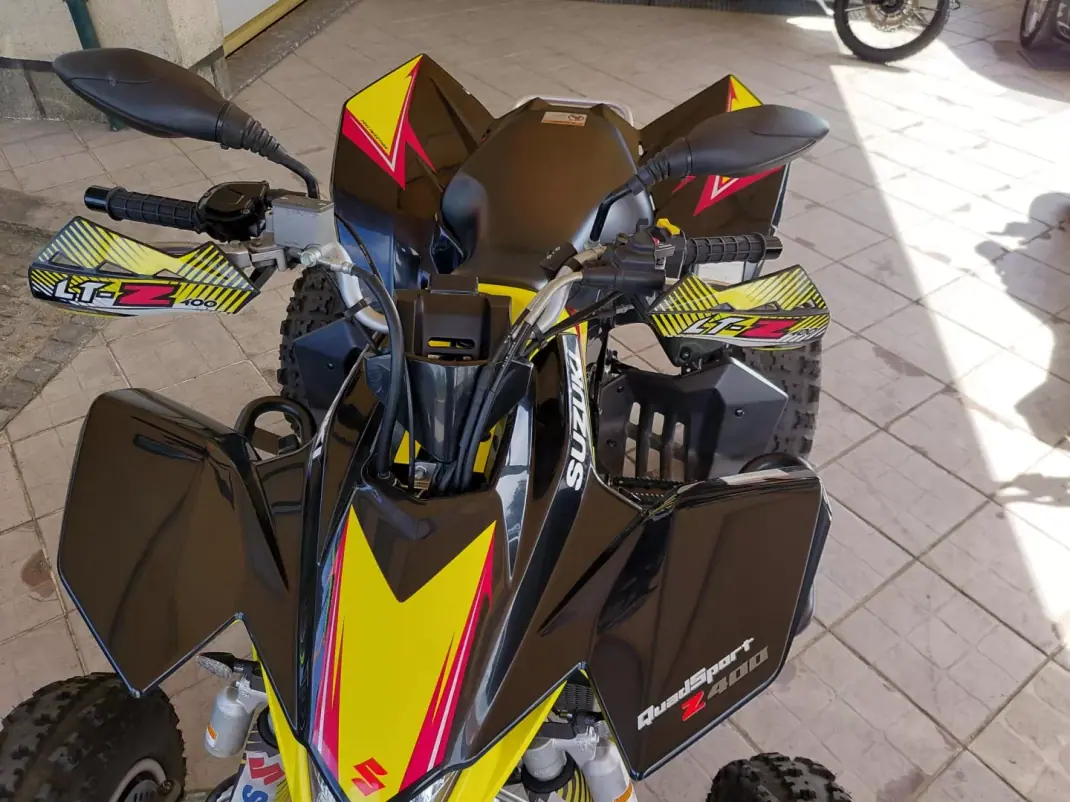 Suzuki LT-Z 2010 - 8950 EUR, 0 km - AUTO.MOTO.pt - foto 7 de 15