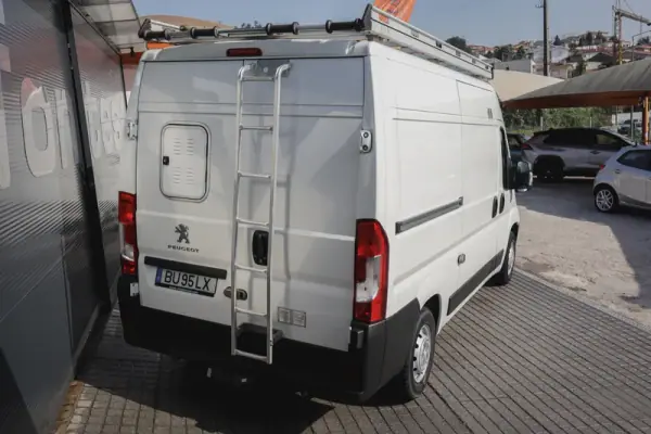 Peugeot HDi 333 L2H2 S&S Active 2020 - 18880 EUR, 127440 km - AUTO.MOTO.pt - 127440km - foto 13 de 14