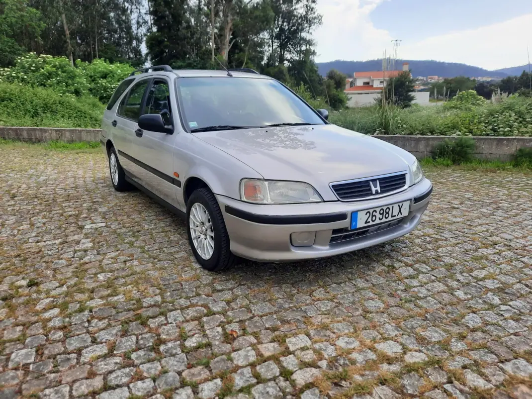 Honda Civic 1998 - 1950 EUR, 166459 km - AUTO.MOTO.pt - 166459km - foto 1 de 10