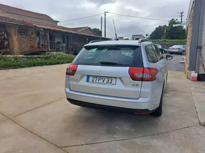 Citroën C5 Tourer 2011 - 5450 EUR, 337759 km - AUTO.MOTO.pt - 337759km - foto 13 de 13