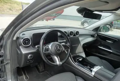 Mercedes-Benz C 220 2022 - 32400 EUR, 158299 km - AUTO.MOTO.pt - 158299km - foto 3 de 29