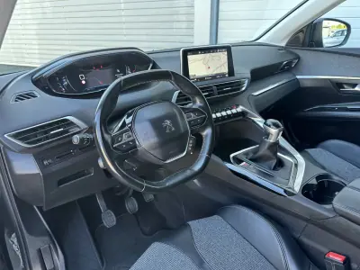 Peugeot 3008 2018 - 14900 EUR, 240000 km - 240000km - foto 24 de 62