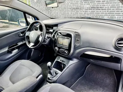 Renault Captur 2014 - 10500 EUR, 144000 km - 144000km - foto 2 de 14