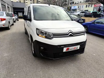 Citroën Berlingo 1.6 HDI ,3 Lug. Longa , Iva dedutivel 2019 - 13480 EUR, 182000 km - AUTO.MOTO.pt - 182000km - foto 13 de 28