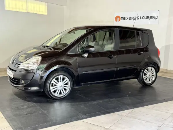 Renault Modus 2009 - 5900 EUR, 164416 km - AUTO.MOTO.pt - 164416km - foto 4 de 22