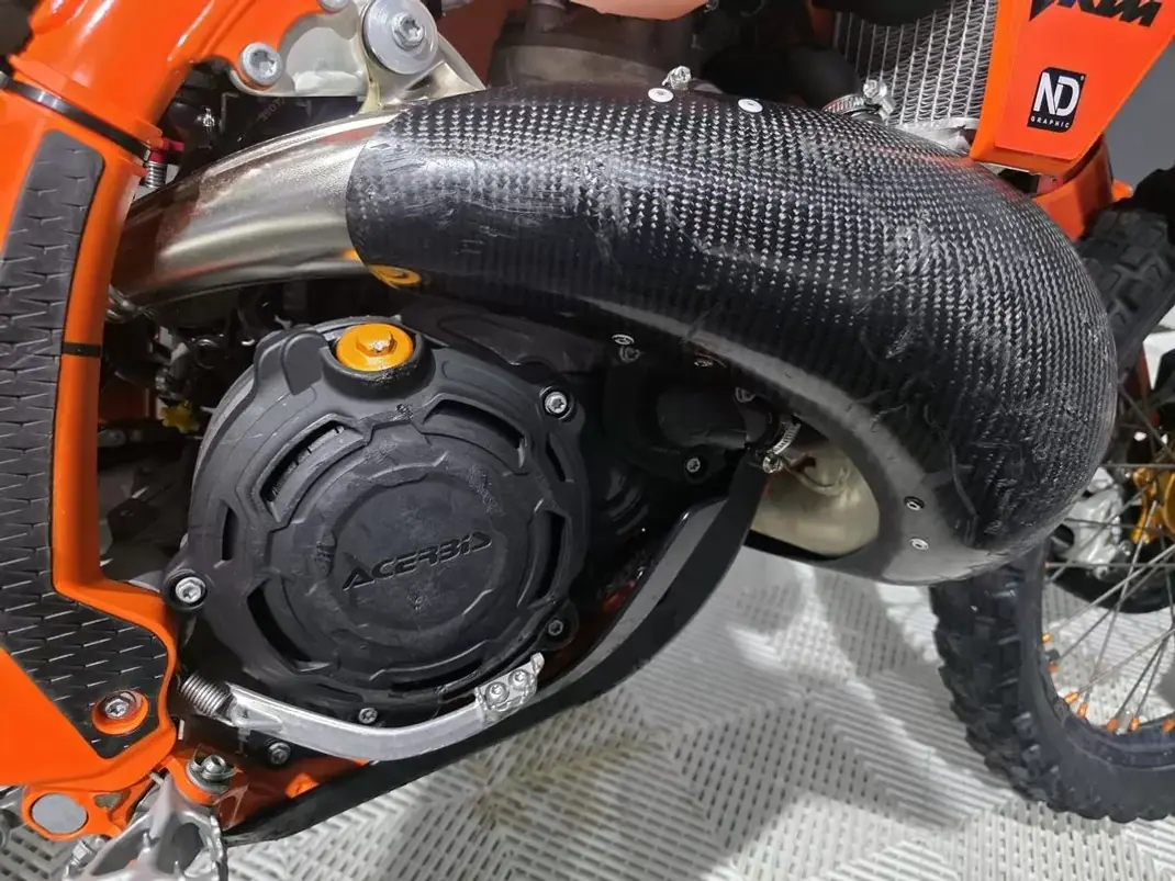 KTM EXC 200 2023 - 10499 EUR, 77 km - AUTO.MOTO.pt - 77km - foto 8 de 23