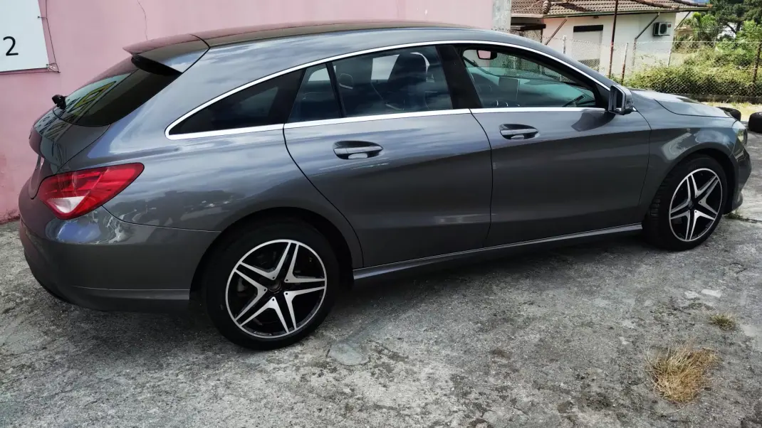 Mercedes-Benz CLA 180 2016 - 16950 EUR, 176000 km - 176000km - foto 4 de 32