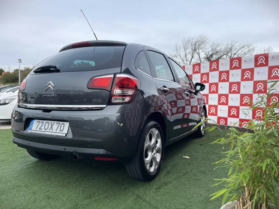 Citroën C3 2014 - 7490 EUR, 121390 km - 121390km - foto 3 de 19