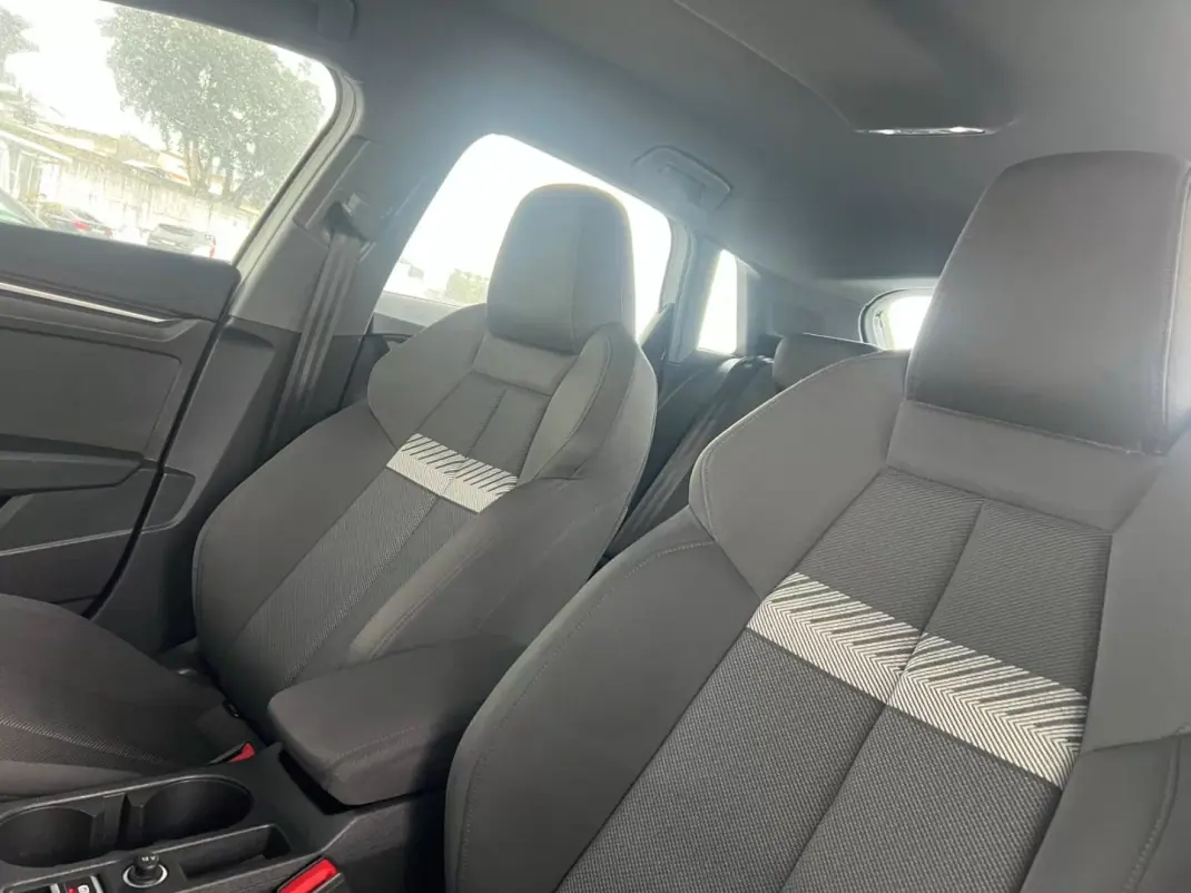 Audi A3 Sportback 2021 - 26750 EUR, 157200 km - AUTO.MOTO.pt - 157200km - foto 11 de 16