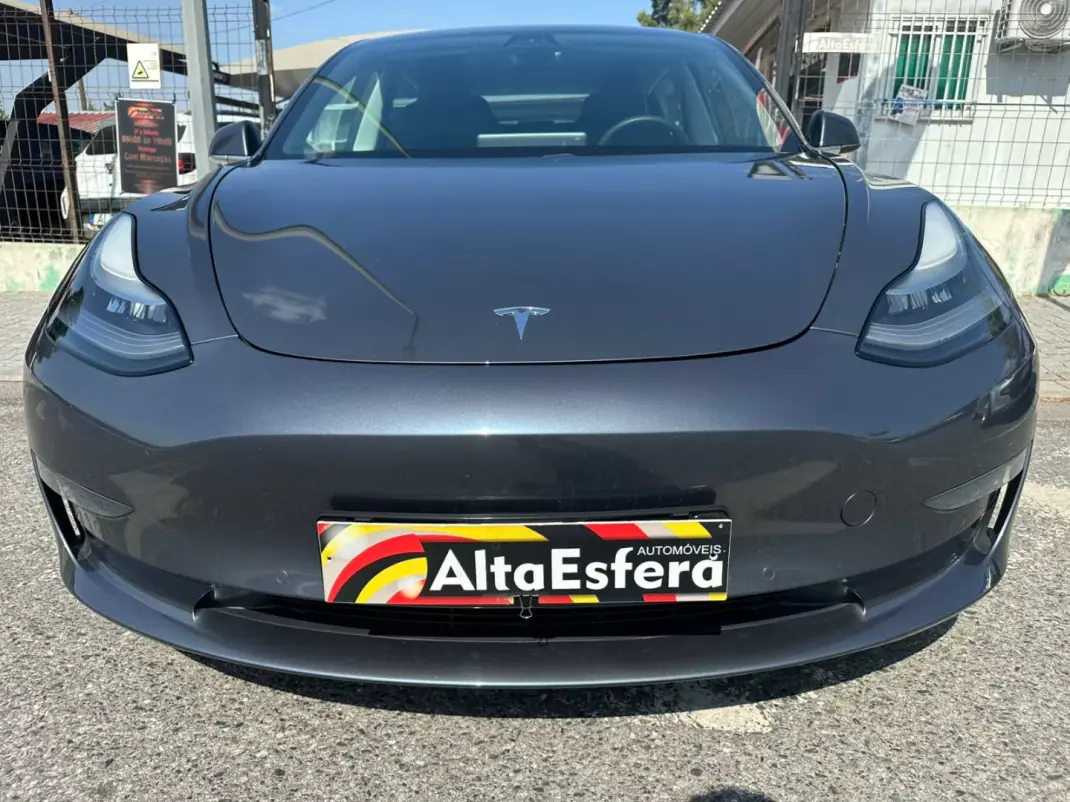 Tesla Model 3 2020 - 33900 EUR, 48971 km - 48971km - foto 5 de 31