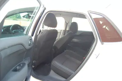 Citroën C4 2016 - 8990 EUR, 179000 km - AUTO.MOTO.pt - 179000km - foto 9 de 9