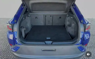 Volkswagen ID.4 2021 - 22750 EUR, 152000 km - AUTO.MOTO.pt - 152000km - foto 10 de 16