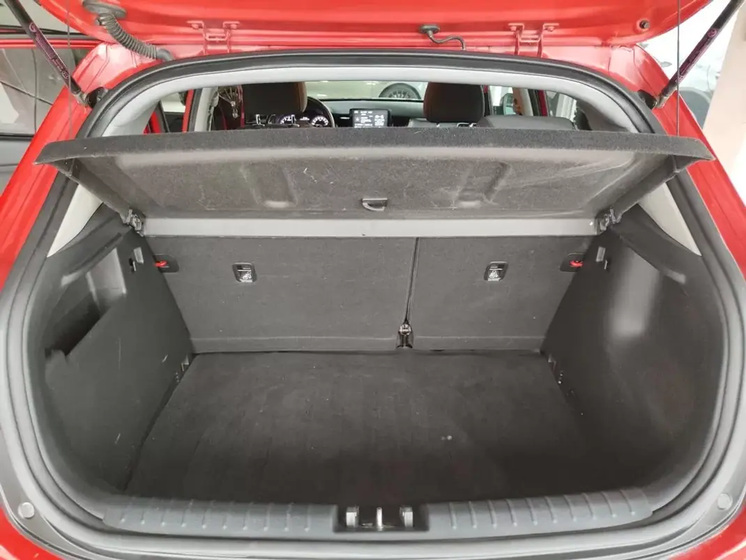 Kia Stonic 2021 - 14950 EUR, 29990 km - AUTO.MOTO.pt - 29990km - foto 16 de 33