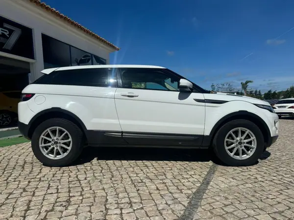 Land Rover Range Rover Evoque 2012 - 14900 EUR, 169000 km - AUTO.MOTO.pt - 169000km - foto 13 de 15