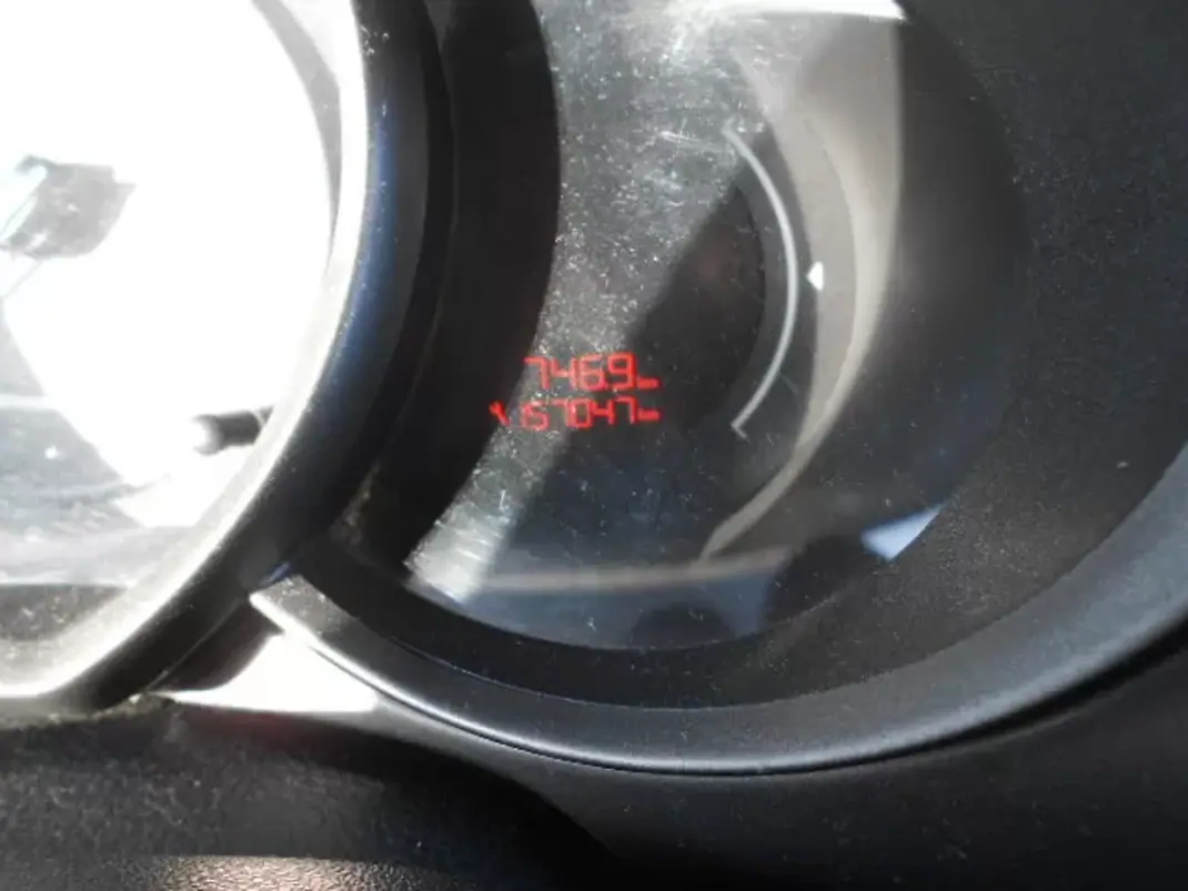 Citroën C3 2013 - 10500 EUR, 157030 km - AUTO.MOTO.pt - 157030km - foto 11 de 11