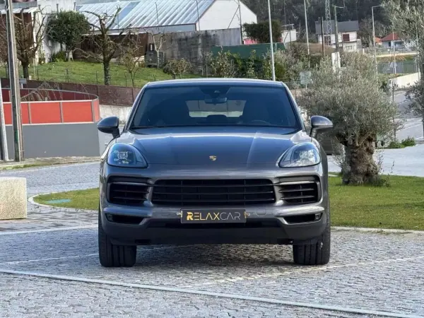 Porsche Cayenne Coupé 2021 - 64999 EUR, 119000 km - AUTO.MOTO.pt - 119000km - foto 33 de 37