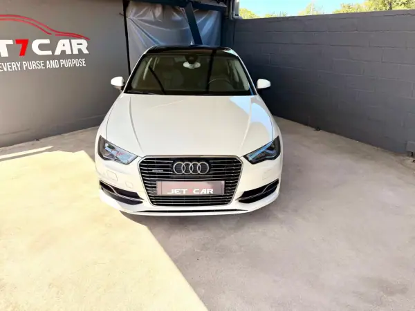 Audi A3 Sportback 2015 - 17950 EUR, 138811 km - 138811km - foto 6 de 40