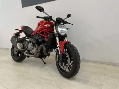 Ducati Monster 1000 2018 - 9950 EUR, 10707 km - AUTO.MOTO.pt - 10707km - foto 5 de 19