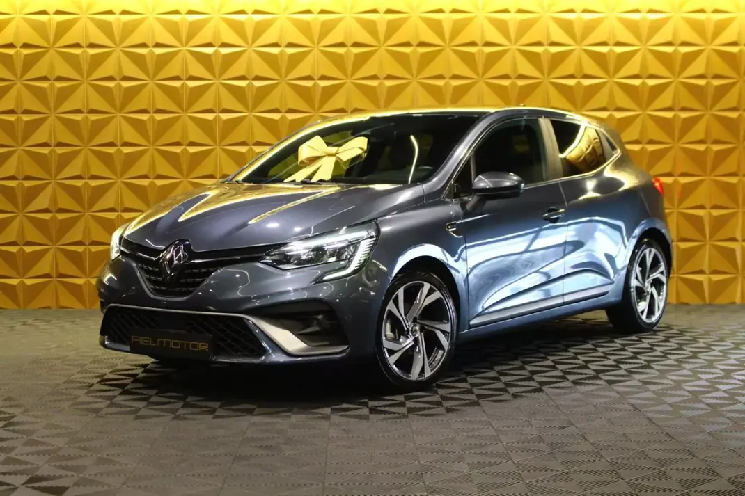 Renault Clio 2020 - 14250 EUR, 150138 km - AUTO.MOTO.pt - 150138km - foto 1 de 28