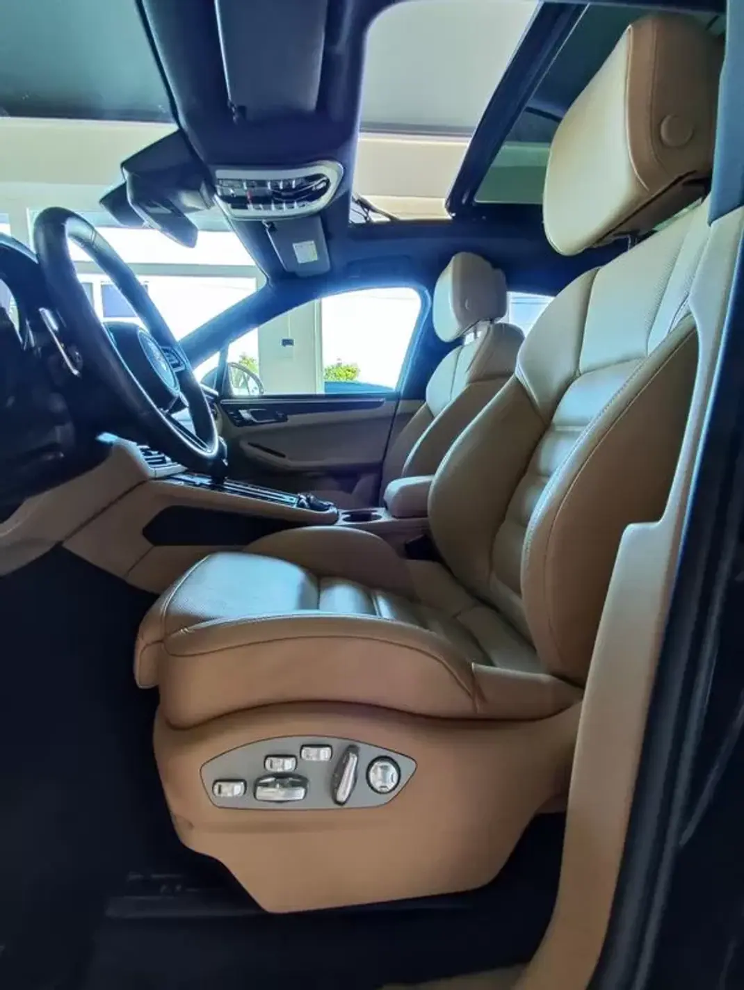 Porsche Macan 2024 - 84900 EUR, 20700 km - AUTO.MOTO.pt - 20700km - foto 28 de 41