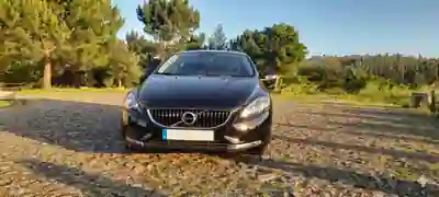 Volvo V40 2018 - 140000km